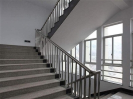 濟(jì)南不銹鋼護(hù)欄